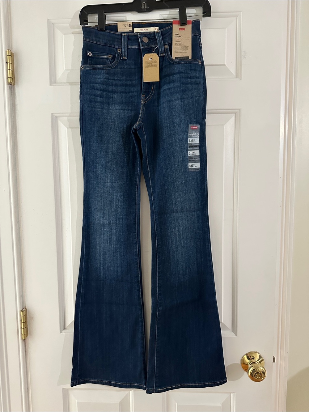 NWT Levi's Women's Dark Indigo Flare Jeans